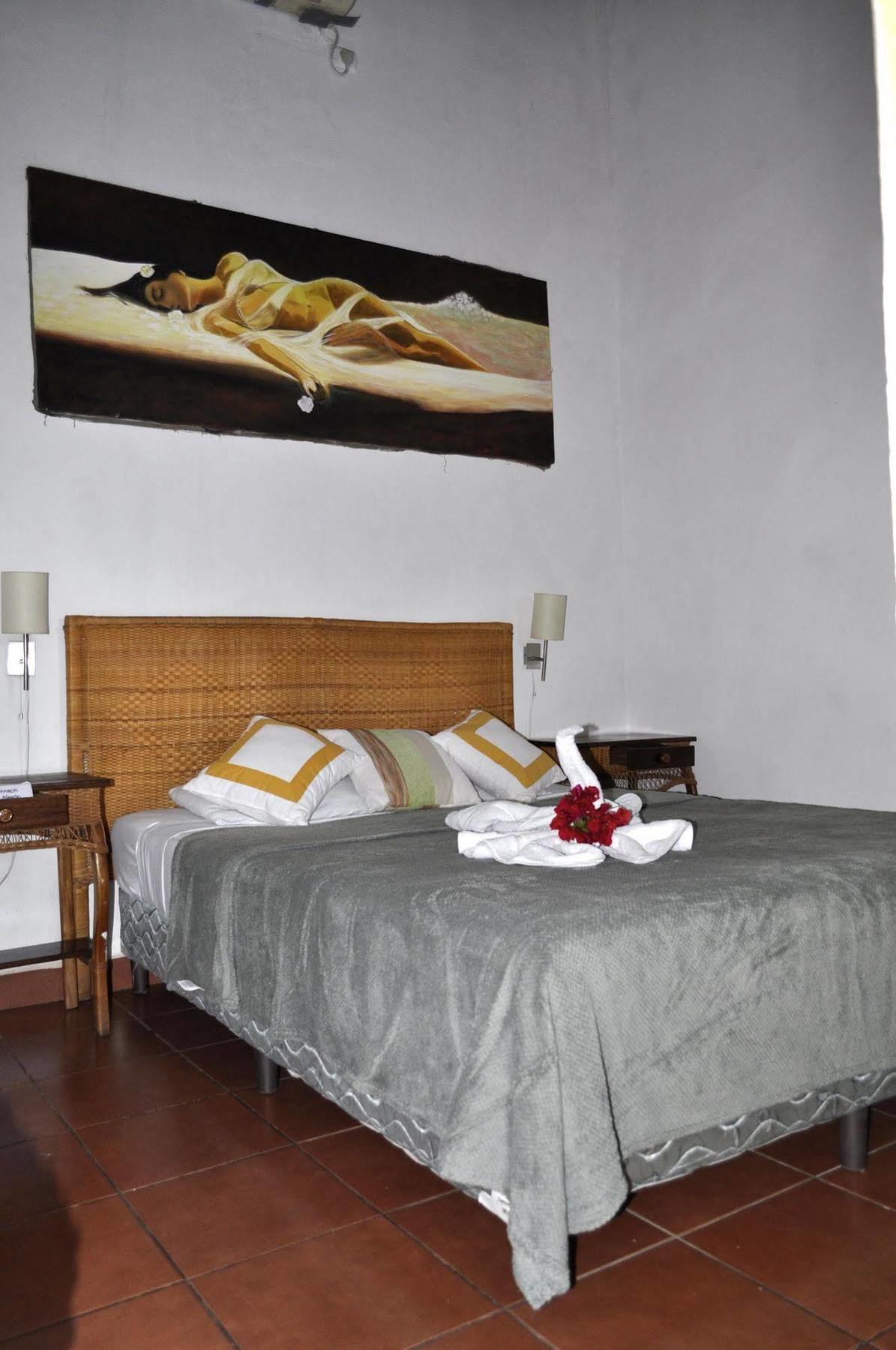 Hotel La Posada Del Sol Ґранада Екстер'єр фото